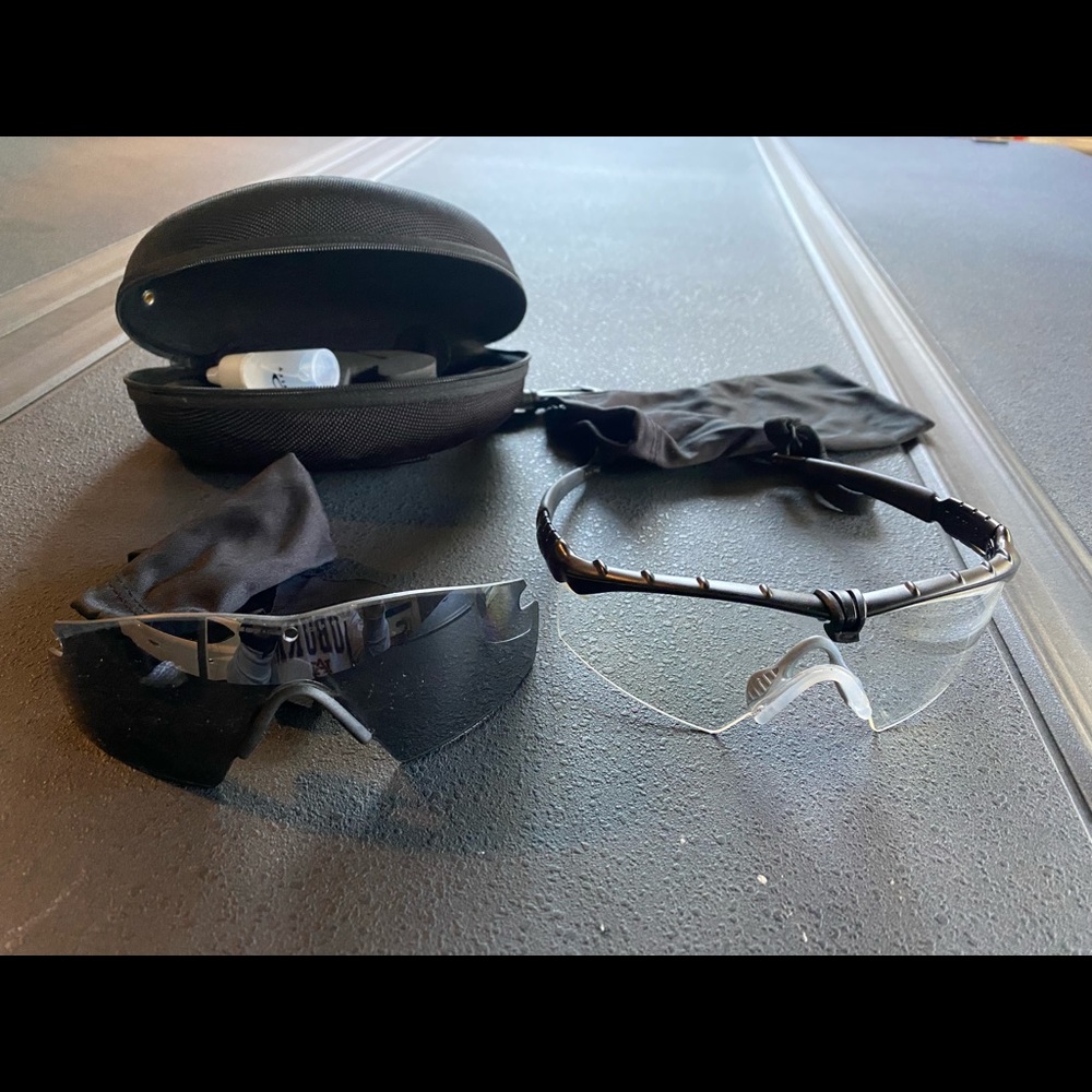Oakley M2 Set